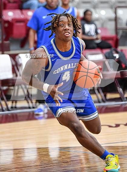 Thumbnail 1 in C.H. Yoe vs Connally (Cameron Chamber Christmas Classic) photogallery.