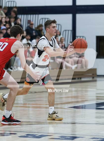 Thumbnail 2 in Cochranton vs Rocky Grove (PIAA D10 1A Semifinal) photogallery.