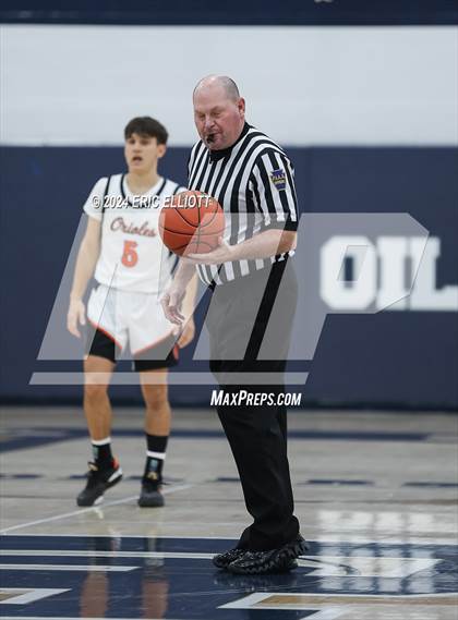 Thumbnail 1 in Cochranton vs Rocky Grove (PIAA D10 1A Semifinal) photogallery.