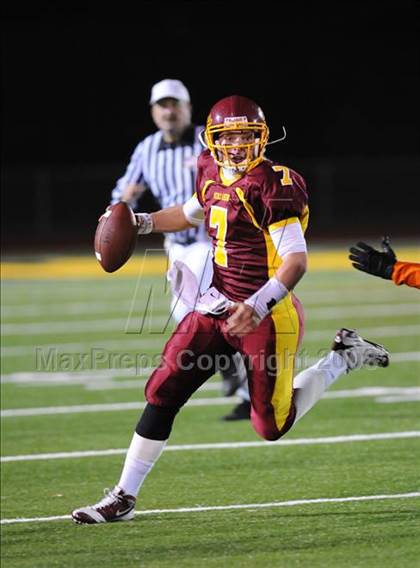 Thumbnail 3 in Woodside vs. Menlo-Atherton (CIF CCS Large School Division Playoffs) photogallery.