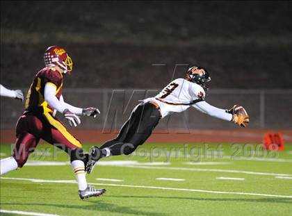 Thumbnail 1 in Woodside vs. Menlo-Atherton (CIF CCS Large School Division Playoffs) photogallery.