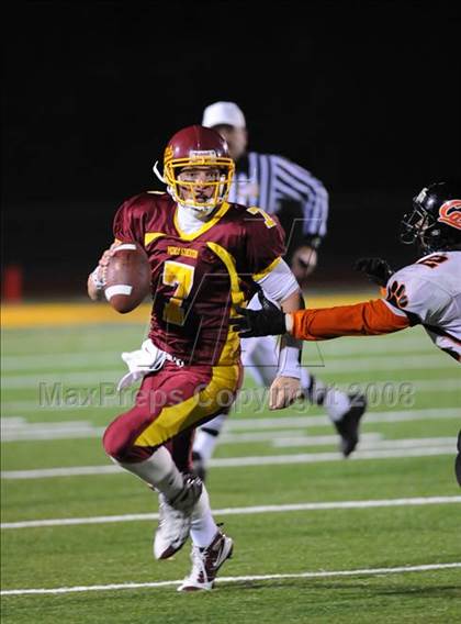 Thumbnail 1 in Woodside vs. Menlo-Atherton (CIF CCS Large School Division Playoffs) photogallery.