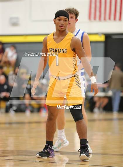 Thumbnail 2 in Longmont vs. Thomas Jefferson photogallery.