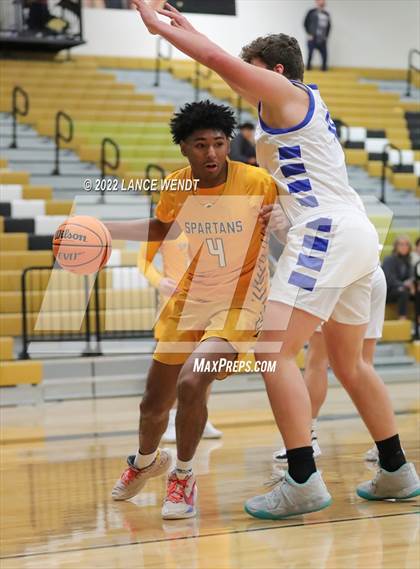 Thumbnail 2 in Longmont vs. Thomas Jefferson photogallery.
