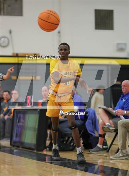 Thumbnail 2 in Longmont vs. Thomas Jefferson photogallery.