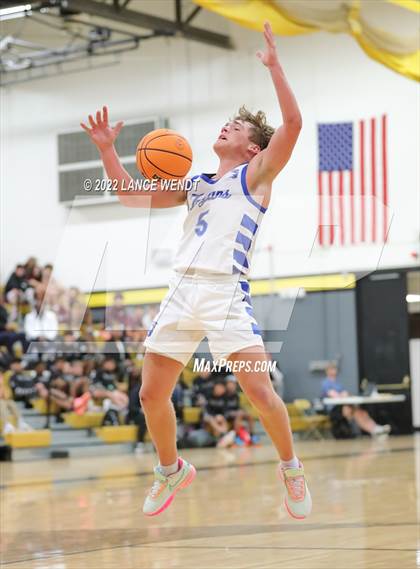 Thumbnail 2 in Longmont vs. Thomas Jefferson photogallery.