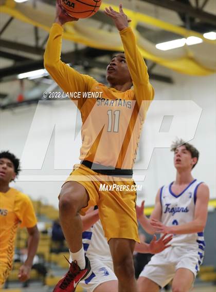 Thumbnail 3 in Longmont vs. Thomas Jefferson photogallery.