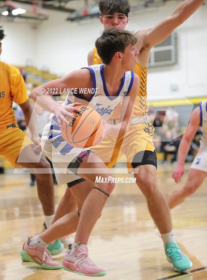 Thumbnail 3 in Longmont vs. Thomas Jefferson photogallery.