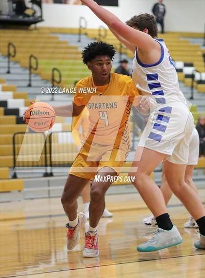 Thumbnail 3 in Longmont vs. Thomas Jefferson photogallery.