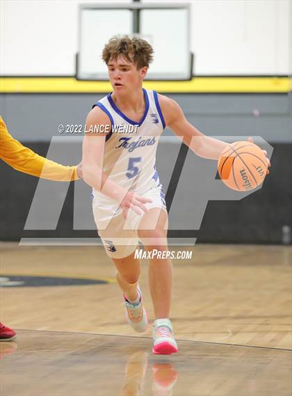 Thumbnail 3 in Longmont vs. Thomas Jefferson photogallery.