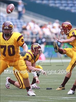 Thumbnail 2 in Moses Lake vs. Auburn (Kickoff Classic) photogallery.