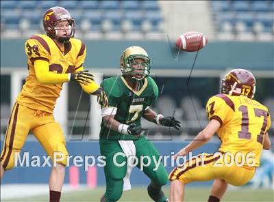 Thumbnail 3 in Moses Lake vs. Auburn (Kickoff Classic) photogallery.