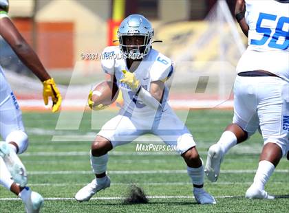 Thumbnail 3 in St. Bernard vs. Dominguez photogallery.