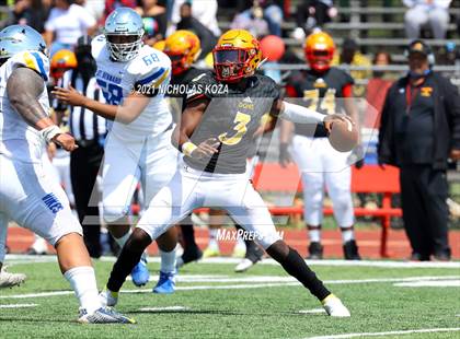Thumbnail 1 in St. Bernard vs. Dominguez photogallery.