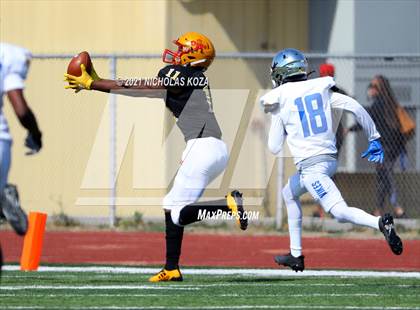 Thumbnail 1 in St. Bernard vs. Dominguez photogallery.