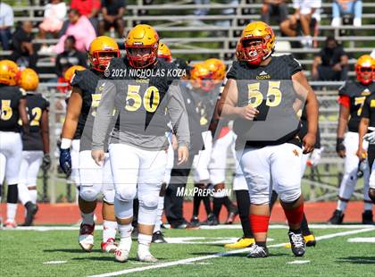 Thumbnail 2 in St. Bernard vs. Dominguez photogallery.