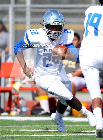 Thumbnail 2 in St. Bernard vs. Dominguez photogallery.