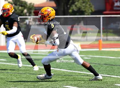 Thumbnail 1 in St. Bernard vs. Dominguez photogallery.