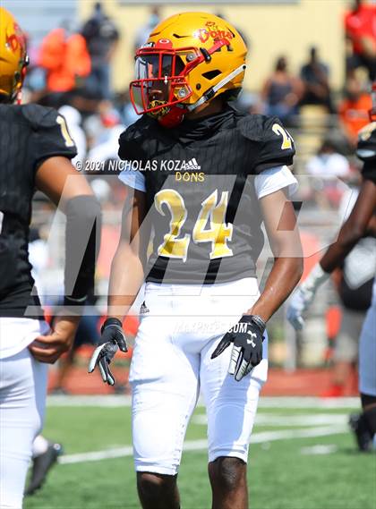 Thumbnail 1 in St. Bernard vs. Dominguez photogallery.