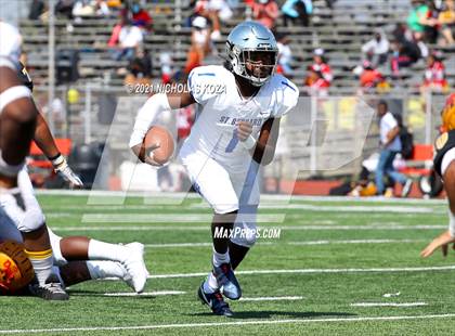Thumbnail 1 in St. Bernard vs. Dominguez photogallery.