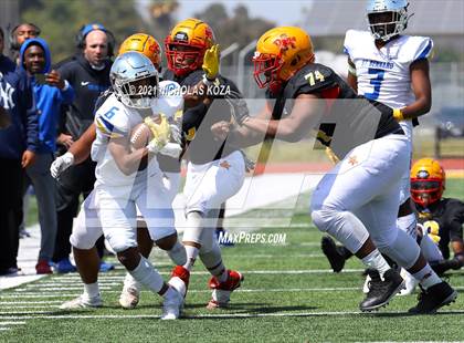 Thumbnail 2 in St. Bernard vs. Dominguez photogallery.