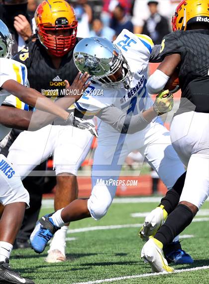 Thumbnail 3 in St. Bernard vs. Dominguez photogallery.