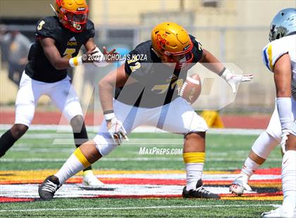Thumbnail 3 in St. Bernard vs. Dominguez photogallery.