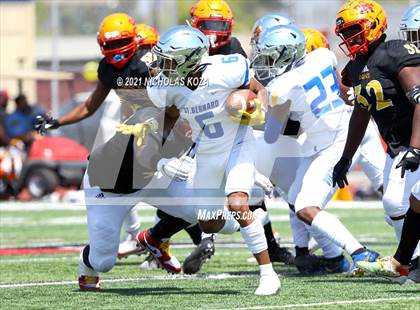 Thumbnail 2 in St. Bernard vs. Dominguez photogallery.