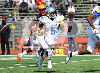 Thumbnail 2 in St. Bernard vs. Dominguez photogallery.