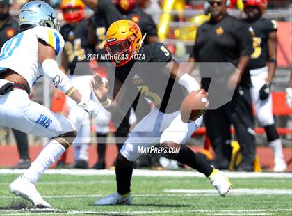 Thumbnail 2 in St. Bernard vs. Dominguez photogallery.
