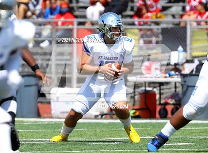 Thumbnail 3 in St. Bernard vs. Dominguez photogallery.