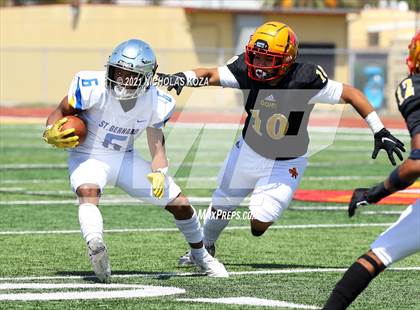 Thumbnail 2 in St. Bernard vs. Dominguez photogallery.