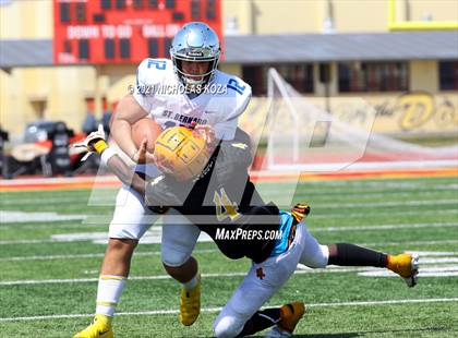 Thumbnail 3 in St. Bernard vs. Dominguez photogallery.