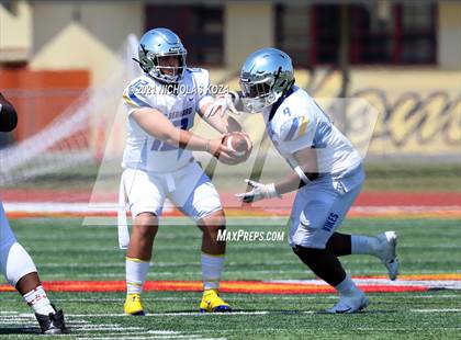 Thumbnail 1 in St. Bernard vs. Dominguez photogallery.