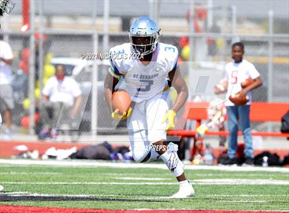 Thumbnail 2 in St. Bernard vs. Dominguez photogallery.