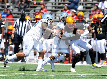 Thumbnail 2 in St. Bernard vs. Dominguez photogallery.