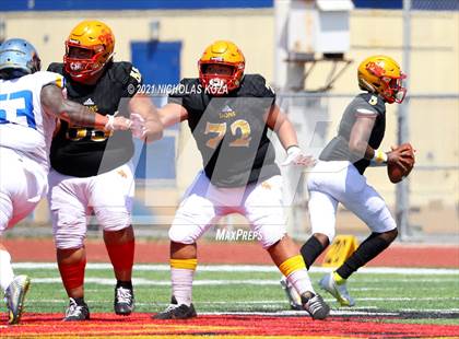 Thumbnail 3 in St. Bernard vs. Dominguez photogallery.