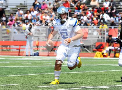 Thumbnail 2 in St. Bernard vs. Dominguez photogallery.