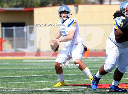 Thumbnail 3 in St. Bernard vs. Dominguez photogallery.
