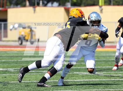 Thumbnail 2 in St. Bernard vs. Dominguez photogallery.