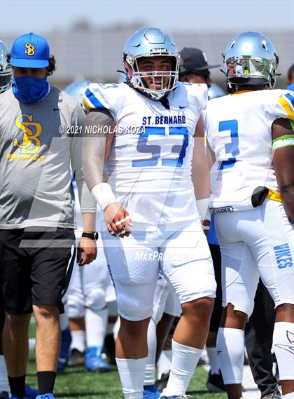 Thumbnail 1 in St. Bernard vs. Dominguez photogallery.