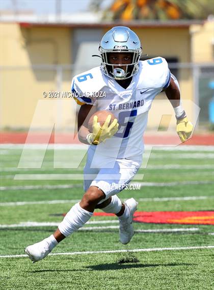 Thumbnail 1 in St. Bernard vs. Dominguez photogallery.