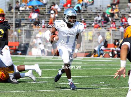 Thumbnail 2 in St. Bernard vs. Dominguez photogallery.