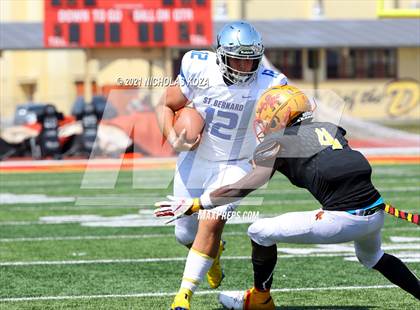 Thumbnail 2 in St. Bernard vs. Dominguez photogallery.