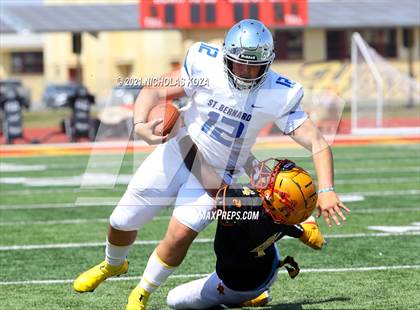 Thumbnail 1 in St. Bernard vs. Dominguez photogallery.
