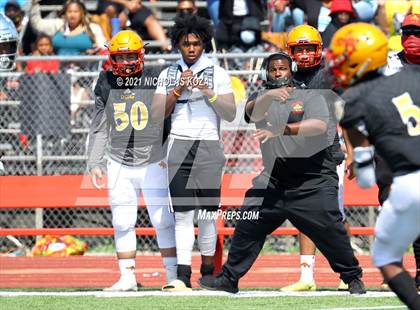 Thumbnail 3 in St. Bernard vs. Dominguez photogallery.