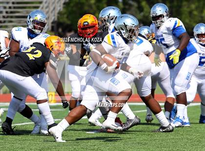 Thumbnail 1 in St. Bernard vs. Dominguez photogallery.