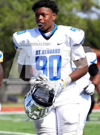 Thumbnail 2 in St. Bernard vs. Dominguez photogallery.