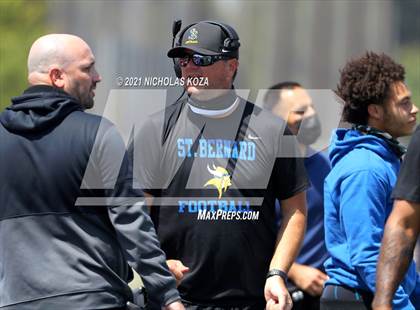 Thumbnail 1 in St. Bernard vs. Dominguez photogallery.