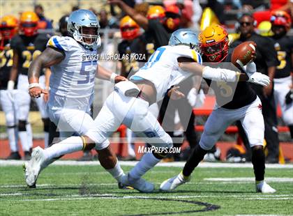 Thumbnail 3 in St. Bernard vs. Dominguez photogallery.